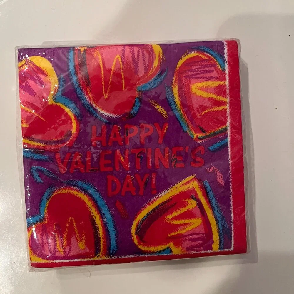 Valentine's Day Cocktail Napkins Pack of 30 Red and Pink Hearts‎ (New)